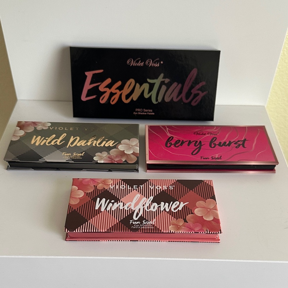 Violet Voss Eyeshadow Palette bundle